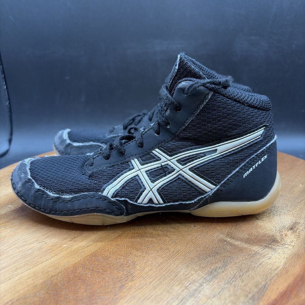 Asics Matflex 5 GS Youth Size K13 Wrestling Shoes C545N Black Gum Sole